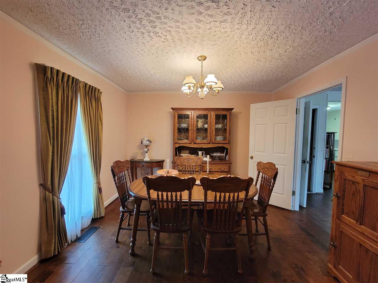 130 Bomar Road Greer, SC 29651 - Photo 11 of 30 Gallery Image 11