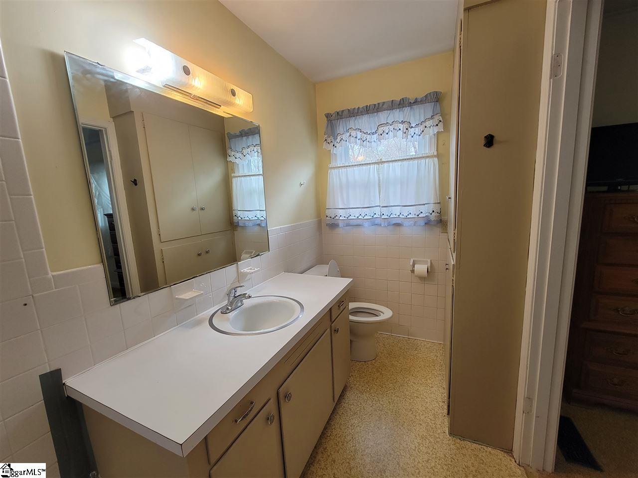 130 Bomar Road Greer, SC 29651 - Photo 17 of 30 Gallery Image 17