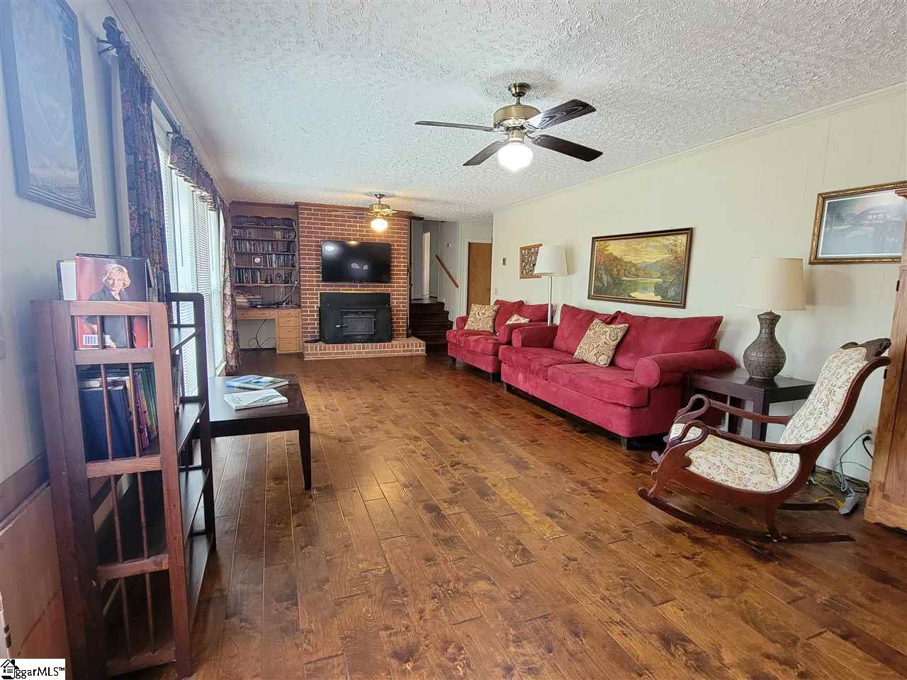 130 Bomar Road Greer, SC 29651 - Photo 5 of 30 Gallery Image 5