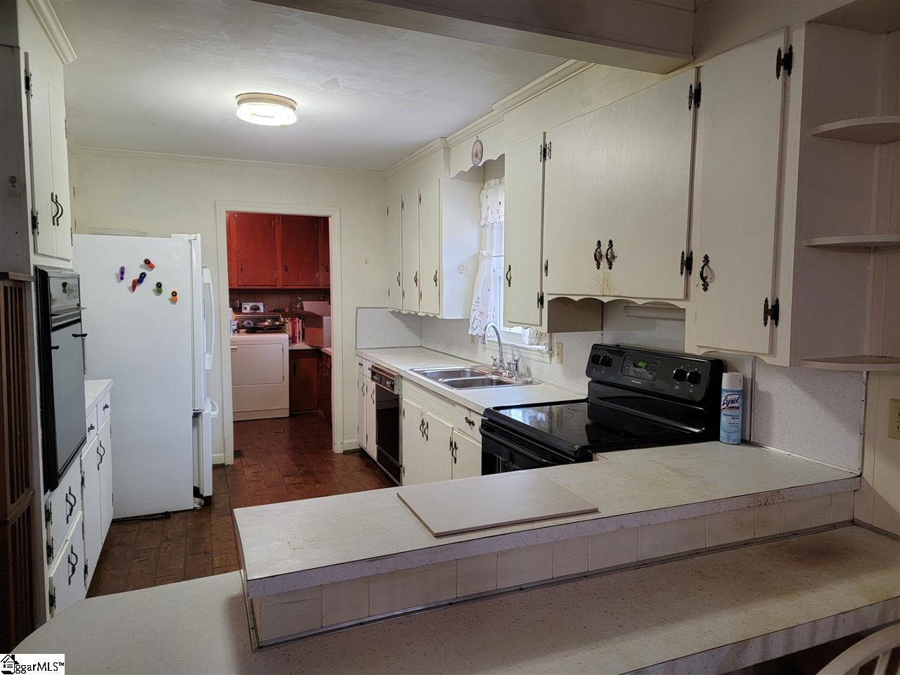 130 Bomar Road Greer, SC 29651 - Photo 7 of 30 Gallery Image 7