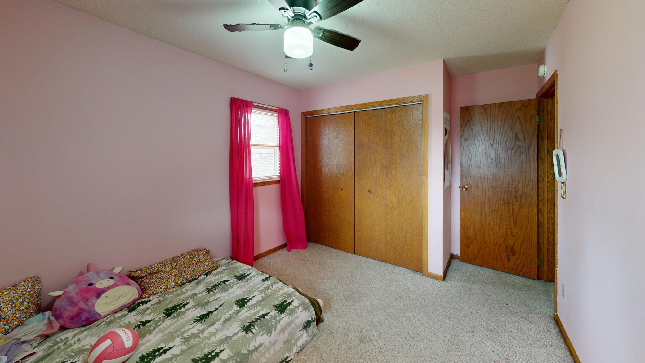 415 2nd Street Northwest New Richland, MN 56072 - Photo 17 of 39