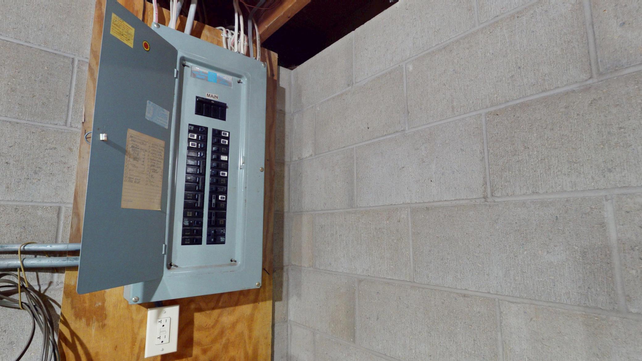 415 2nd Street Northwest New Richland, MN 56072 - Photo 25 of 39