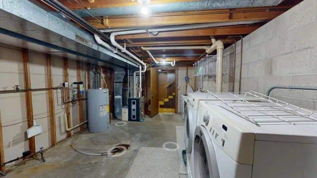 $229,900 | 415 2nd Street Northwest, New Richland, MN 56072