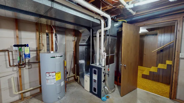 $229,900 | 415 2nd Street Northwest, New Richland, MN 56072