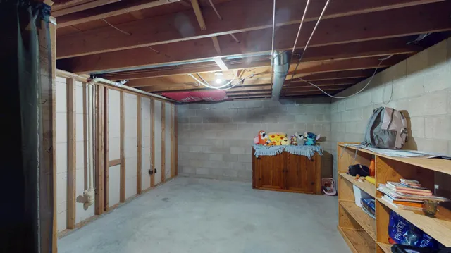 $229,900 | 415 2nd Street Northwest, New Richland, MN 56072