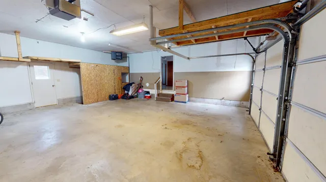 $229,900 | 415 2nd Street Northwest, New Richland, MN 56072