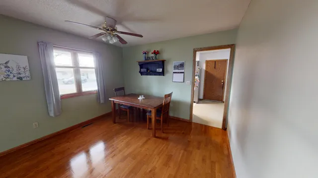 $229,900 | 415 2nd Street Northwest, New Richland, MN 56072