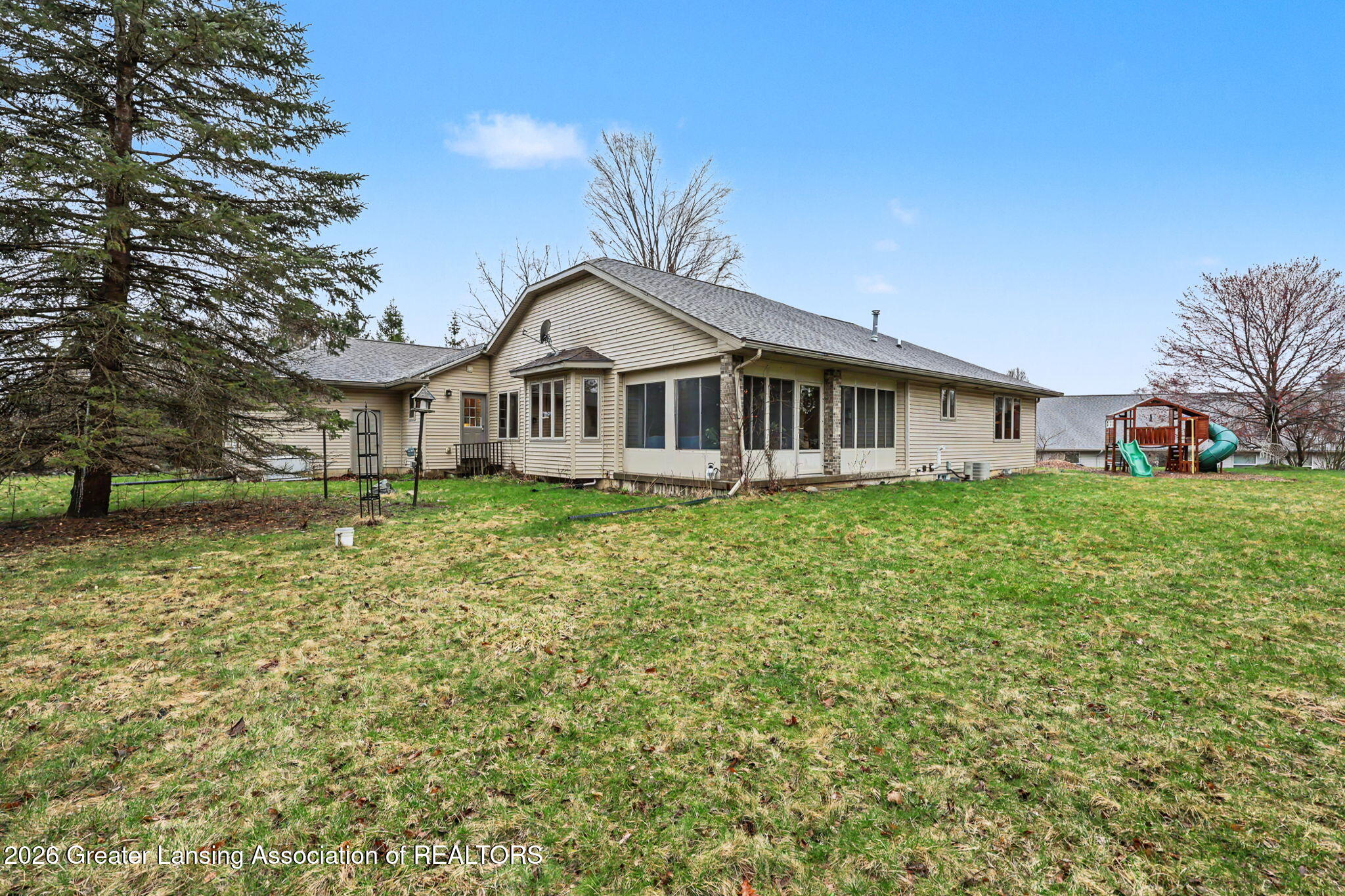 248 Birch Lane Dimondale, MI 48821 - Photo 34 of 44 36-web-or-mls-CQ1A2432