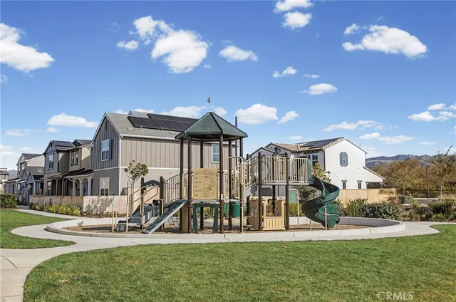 $1,235,000 | 186 Earthwood Lane, San Luis Obispo, CA 93401