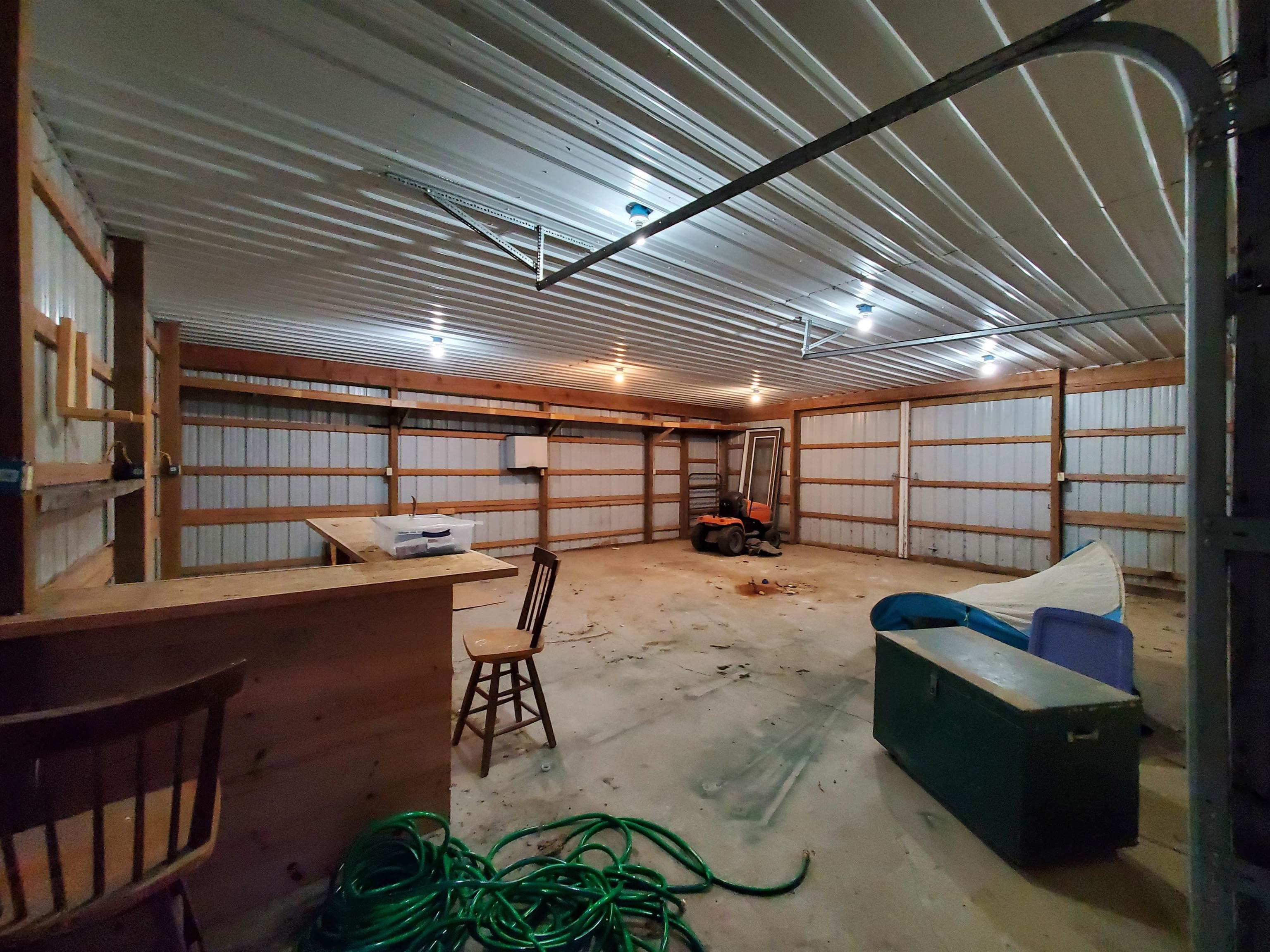 8410 North Baldwin Road St. Louis, MI 48880 - Photo 5 of 25 1908035-4.JPG