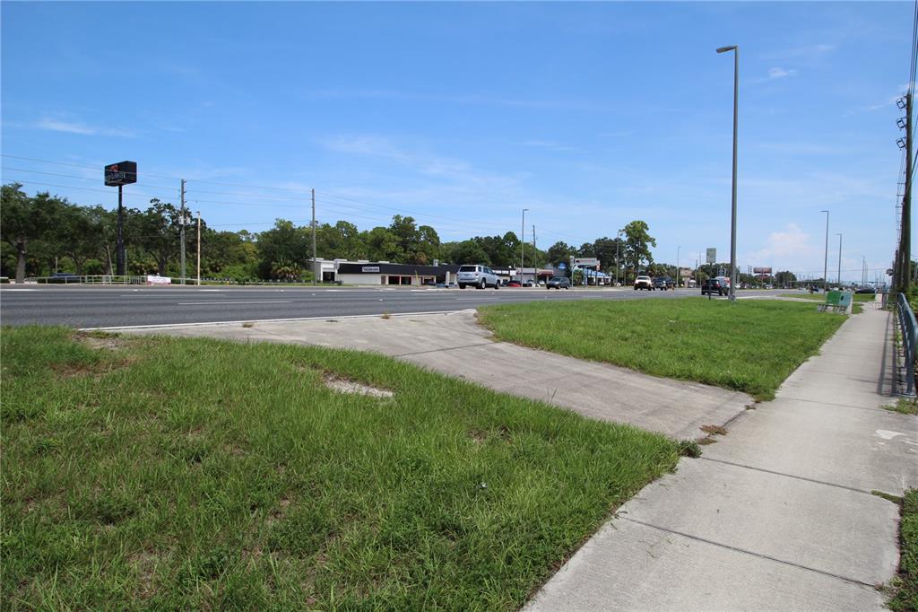 8900 U.S. Highway 19 Port Richey, FL 34668 - Photo 25 of 27 a view of a city street