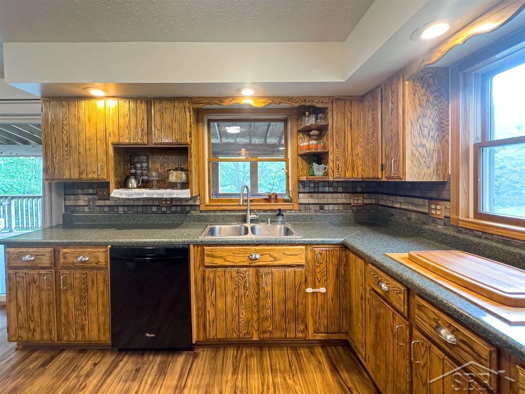 8353 East 8th Street Reed City, MI 49677 - Photo 15 of 77 50120345-14.JPG
