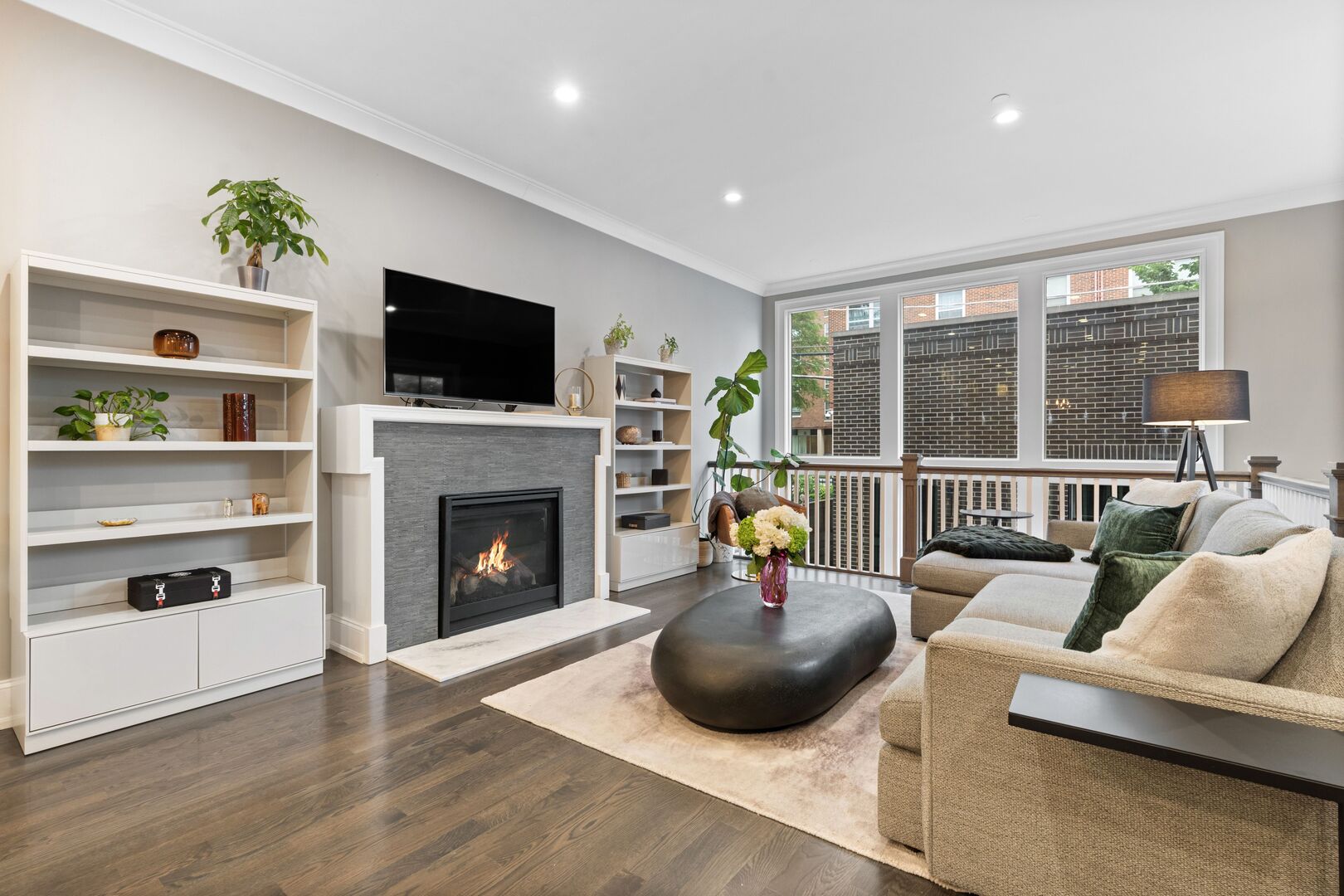 1306 West Byron Street Chicago, IL 60613 - Photo 12 of 43