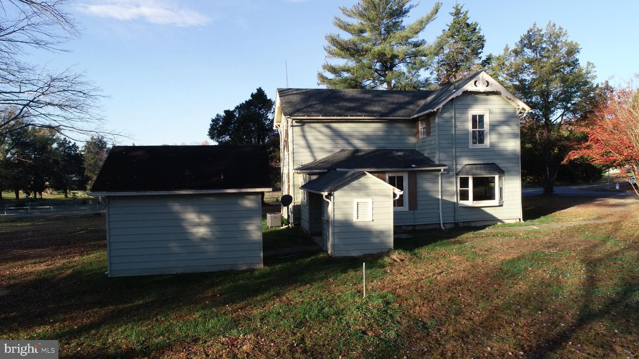 5420 Sumerduck Road Sumerduck, VA 22742 - Photo 3 of 15