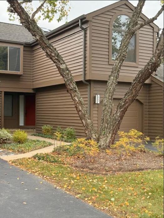 357 Indian Point Lake Barrington, IL 60010 - Photo 2 of 14 a view of a house with a yard