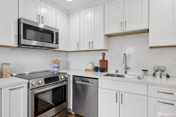$889,000 | 3711 Market Street, Unit 3TP, San Francisco, CA 94131