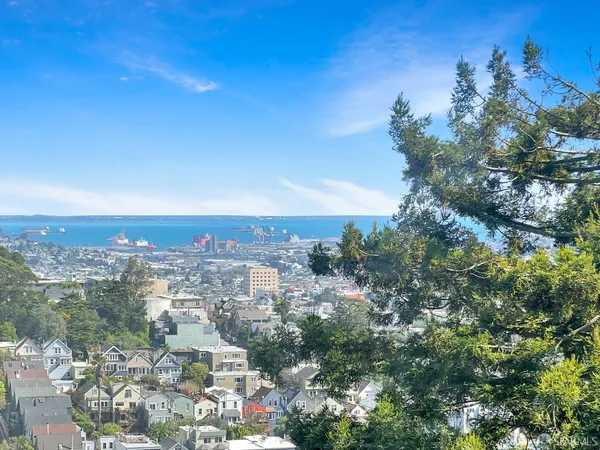 $889,000 | 3711 Market Street, Unit 3TP, San Francisco, CA 94131
