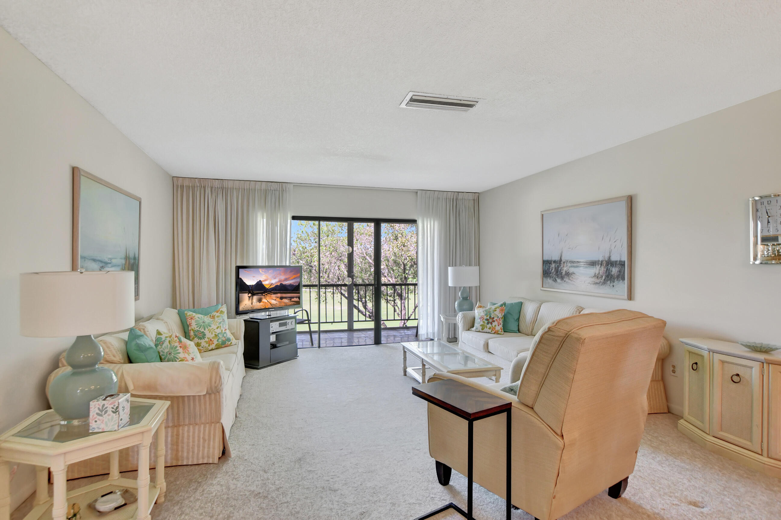 21411 Juego Circle, Unit 32H Boca Raton, FL 33433 - Photo 10 of 41 22_dsc_0181