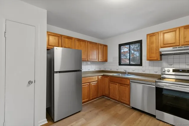 $239,000 | 2998 Madison Avenue, Unit C, Bridgeport, CT 06606