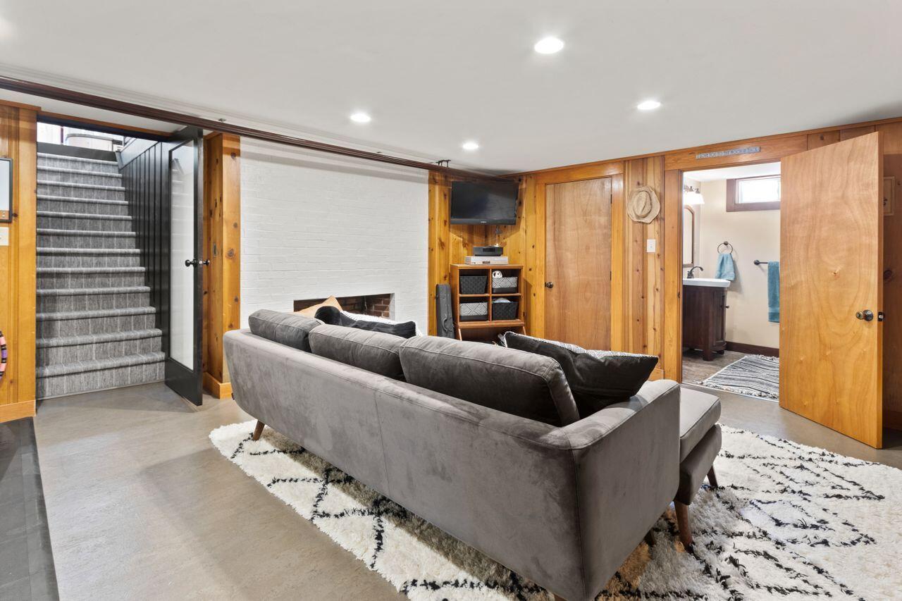 69 Brookside Road Portland, ME 04103 - Photo 57 of 76 20250501JS-71060