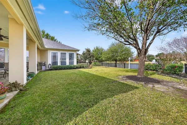 $649,900 | 18622 Yorkshire Manor Court, Spring, TX 77379