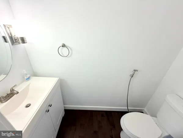 $5,000 | 43549 Coal Bed Court, Ashburn, VA 20147