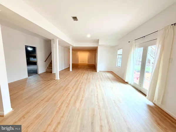 $5,000 | 43549 Coal Bed Court, Ashburn, VA 20147