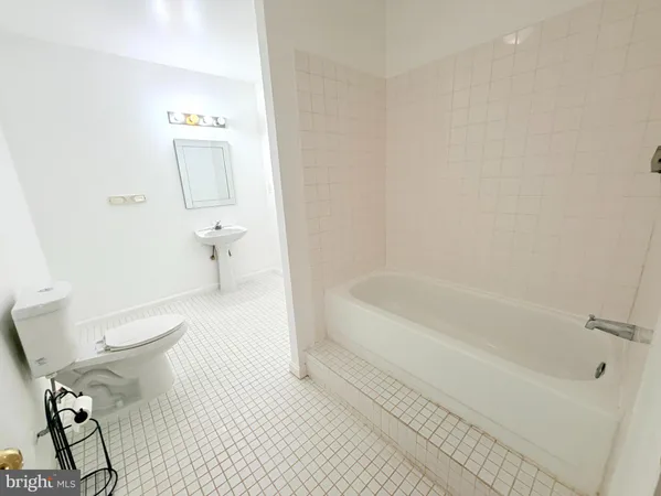 $5,000 | 43549 Coal Bed Court, Ashburn, VA 20147