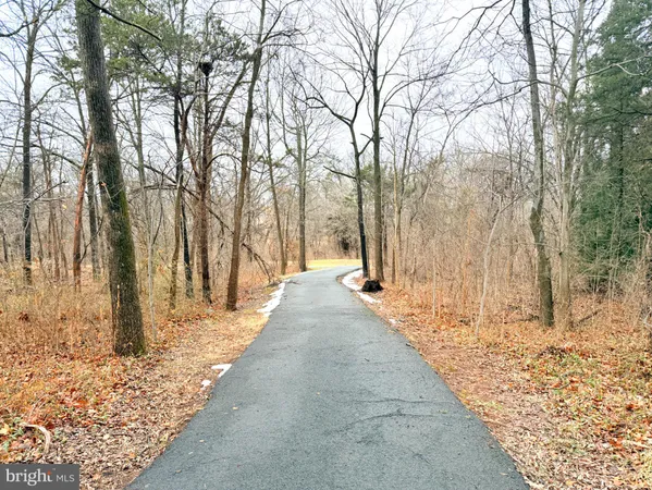 $5,000 | 43549 Coal Bed Court, Ashburn, VA 20147