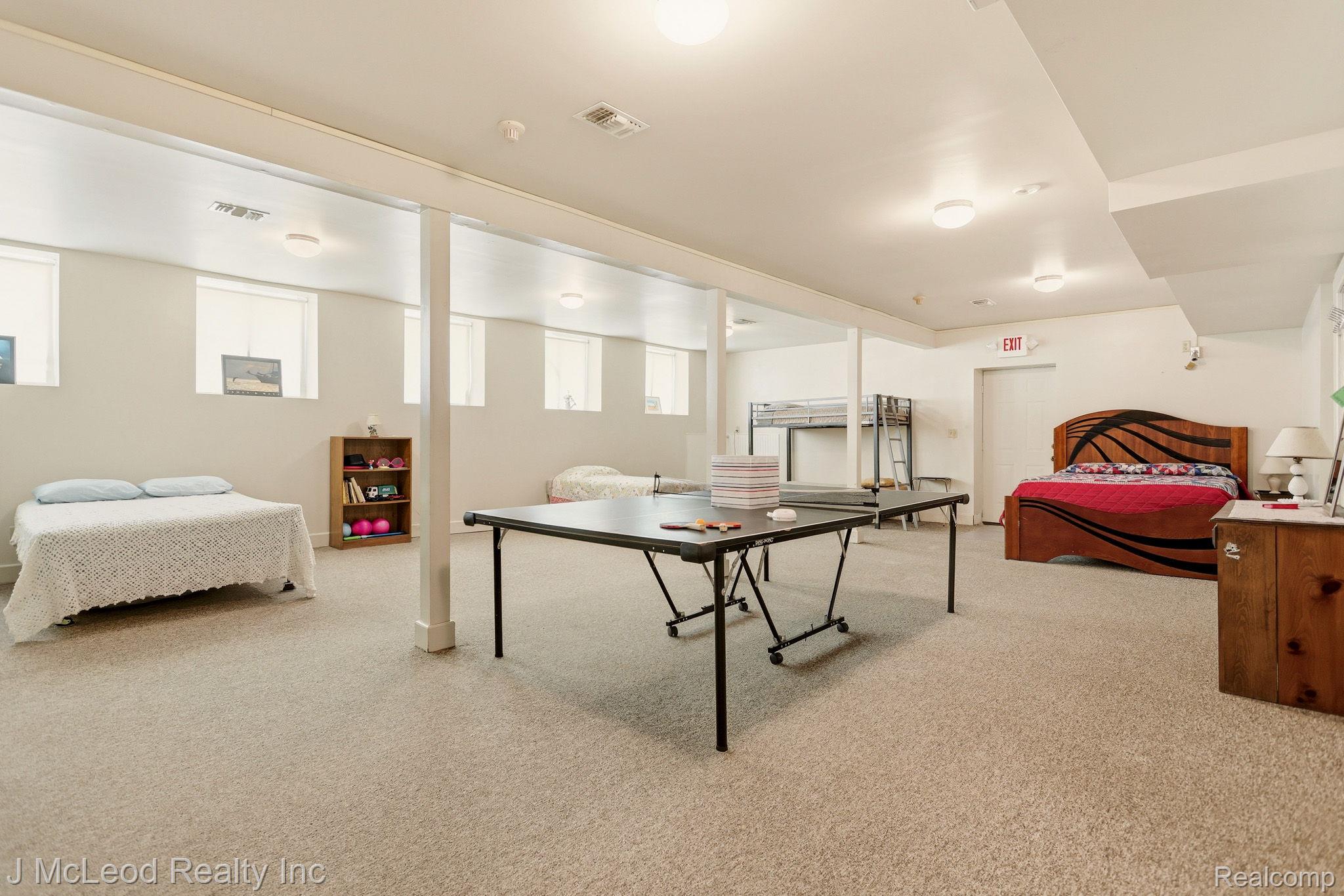 2515 East Akron Road Caro, MI 48723 - Photo 33 of 54 34-web-or-mls-2515 E Akron Rd-44.jpg