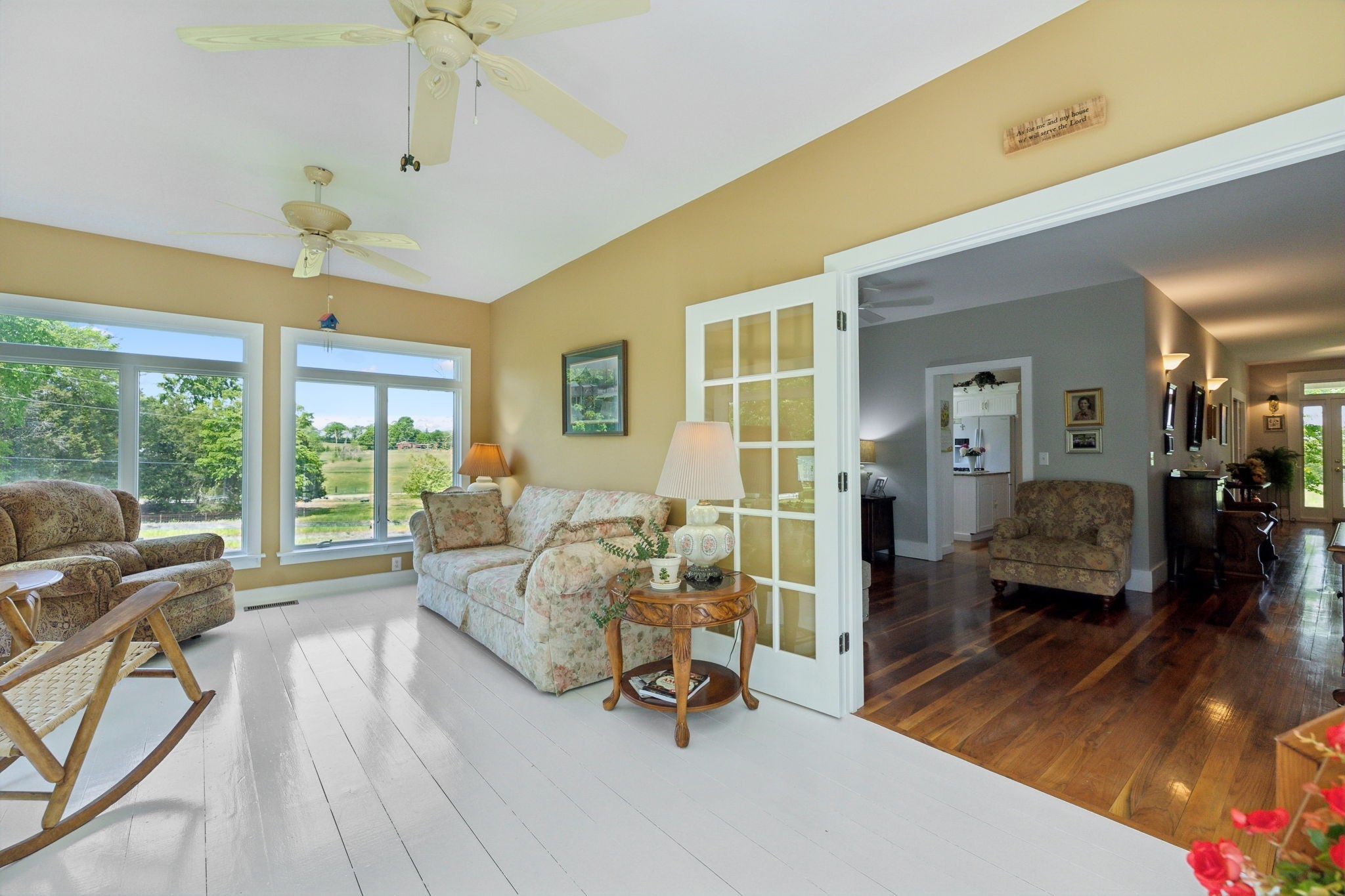 1494 Grant Road Watertown, TN 37184 - Photo 50 of 95 a living room with furniture and a large window