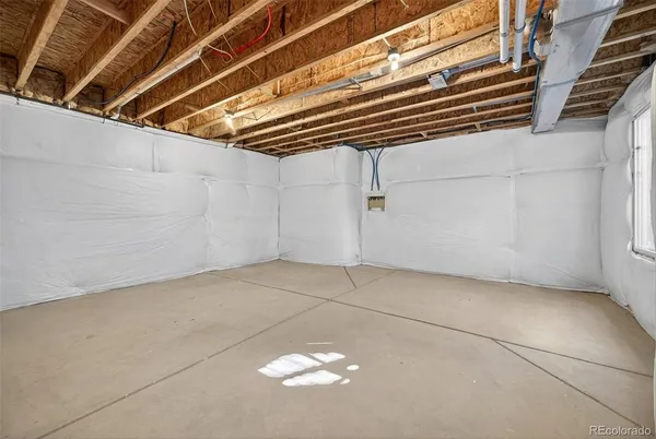 a view of a garage