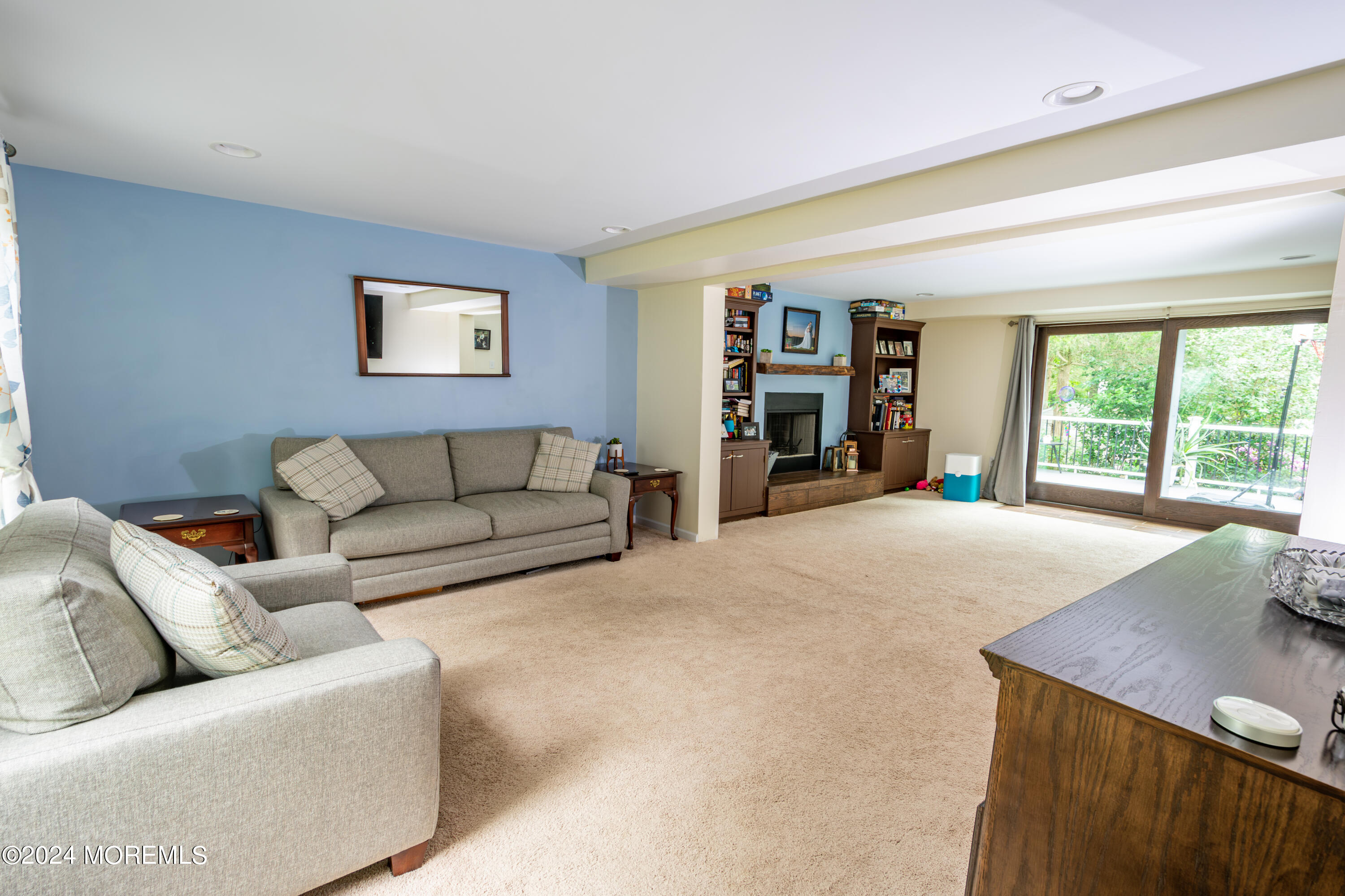 55 East Pleasant Grove Road Jackson, NJ 08527 - Photo 9 of 30 Livingroom2