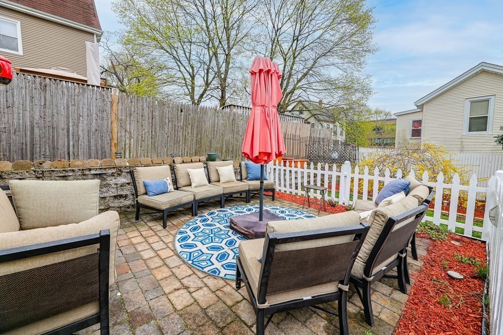 11 Mt Pleasant Street Boston, MA 02136 - Photo 4 of 41