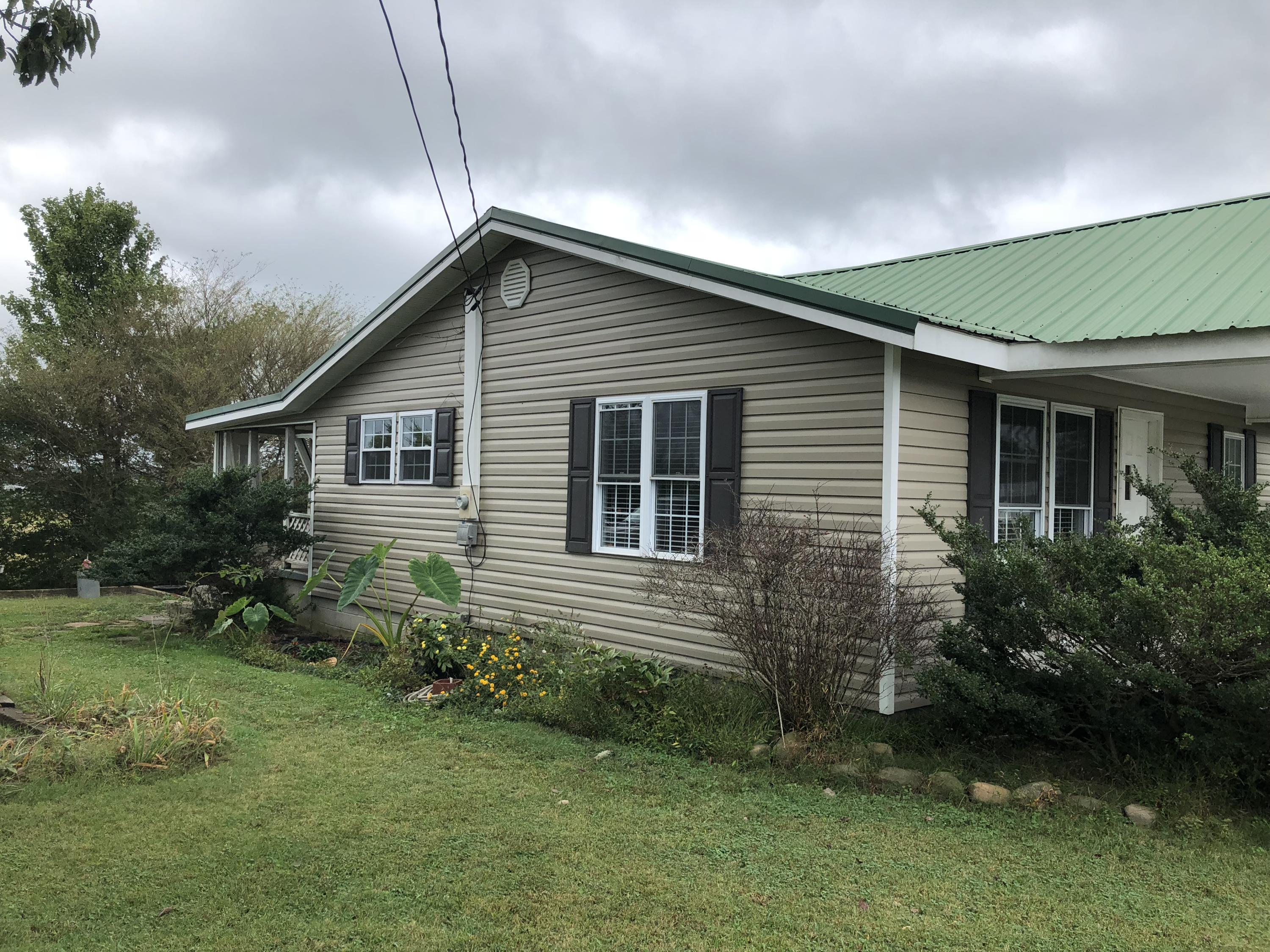 186 Workman Road Trenton, GA 30752 - Photo 10 of 11 4AE4BE3C-333F-49F2-AD72-34DAB00DC5DC
