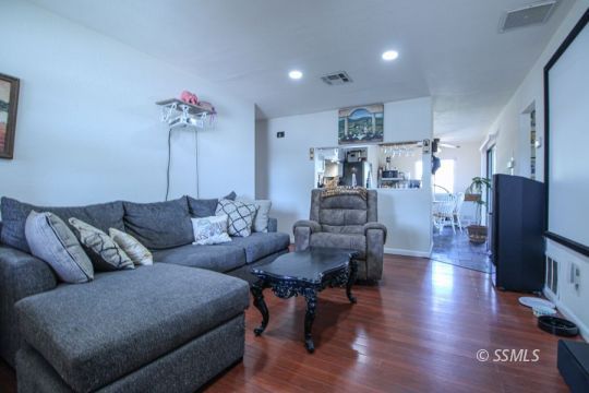 420 South Fountain Street Ridgecrest, CA 93555 - Photo 9 of 45 Gallery Image 9