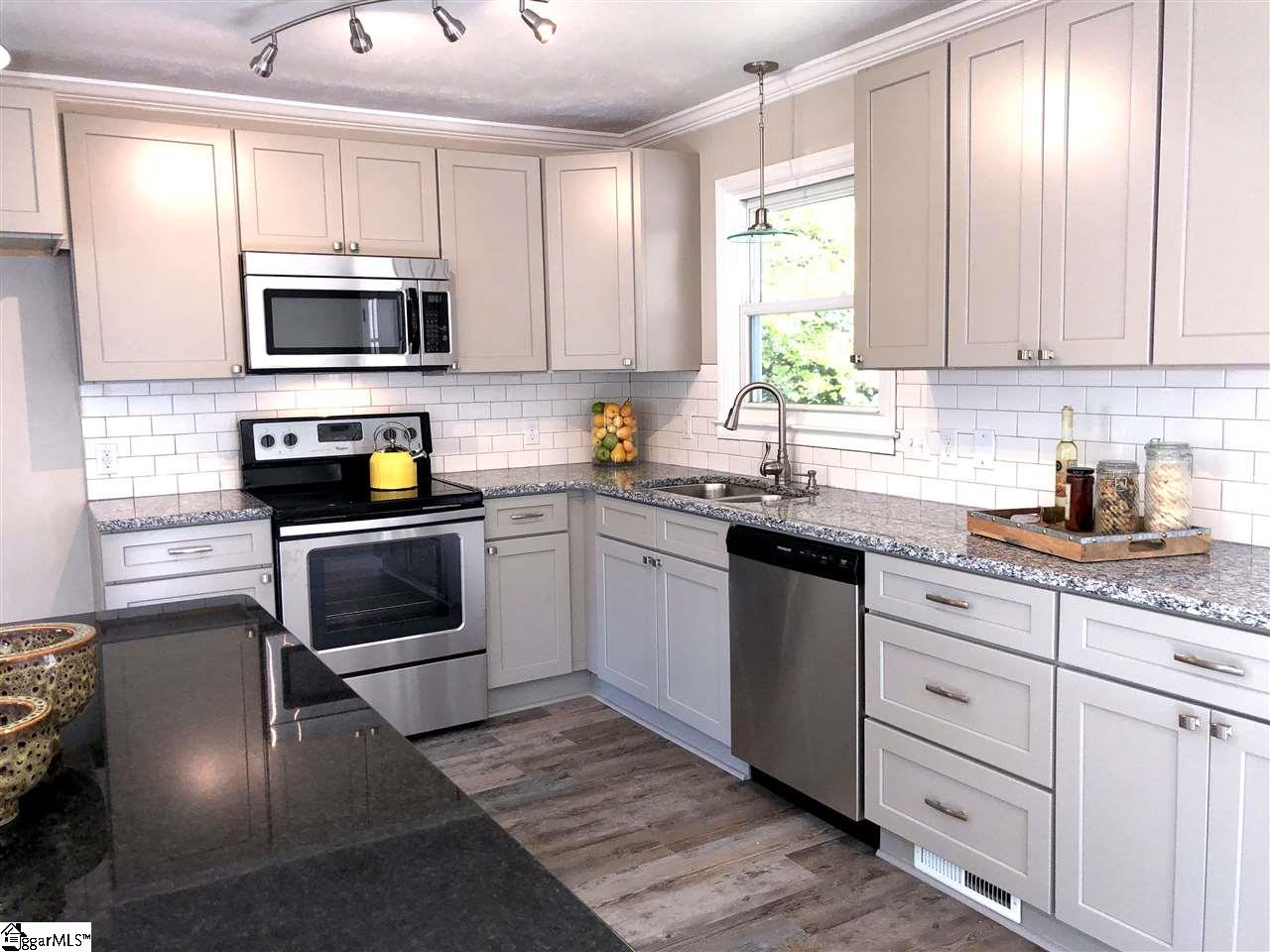 6115 State Park Road Travelers Rest, SC 29690 - Photo 11 of 36 Gallery Image 11