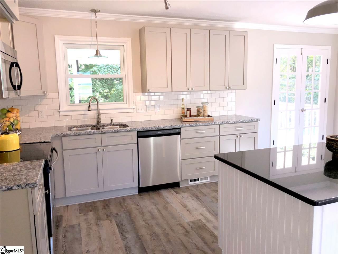 6115 State Park Road Travelers Rest, SC 29690 - Photo 12 of 36 Gallery Image 12