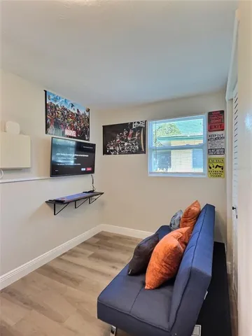 $3,500 | 4658 Maceachen Boulevard, Sarasota, FL 34233