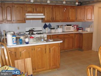 2125 Spring Street Reading, PA 19609 - Photo 8 of 11 Kitchen