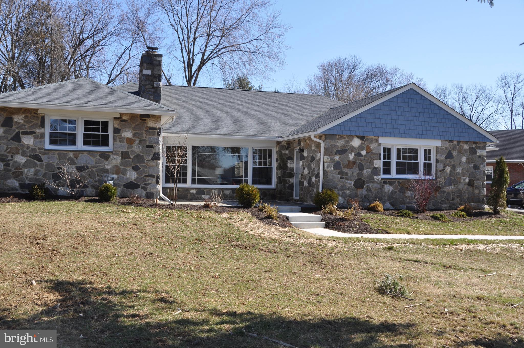 270 Ellis Road Havertown, PA 19083 - Photo 3 of 45