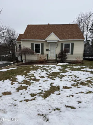 $175,000 | 44 Knollwood Avenue, Amsterdam, NY 12010
