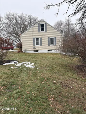 $175,000 | 44 Knollwood Avenue, Amsterdam, NY 12010