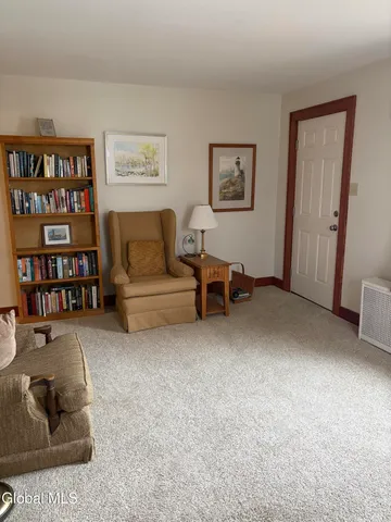 $175,000 | 44 Knollwood Avenue, Amsterdam, NY 12010