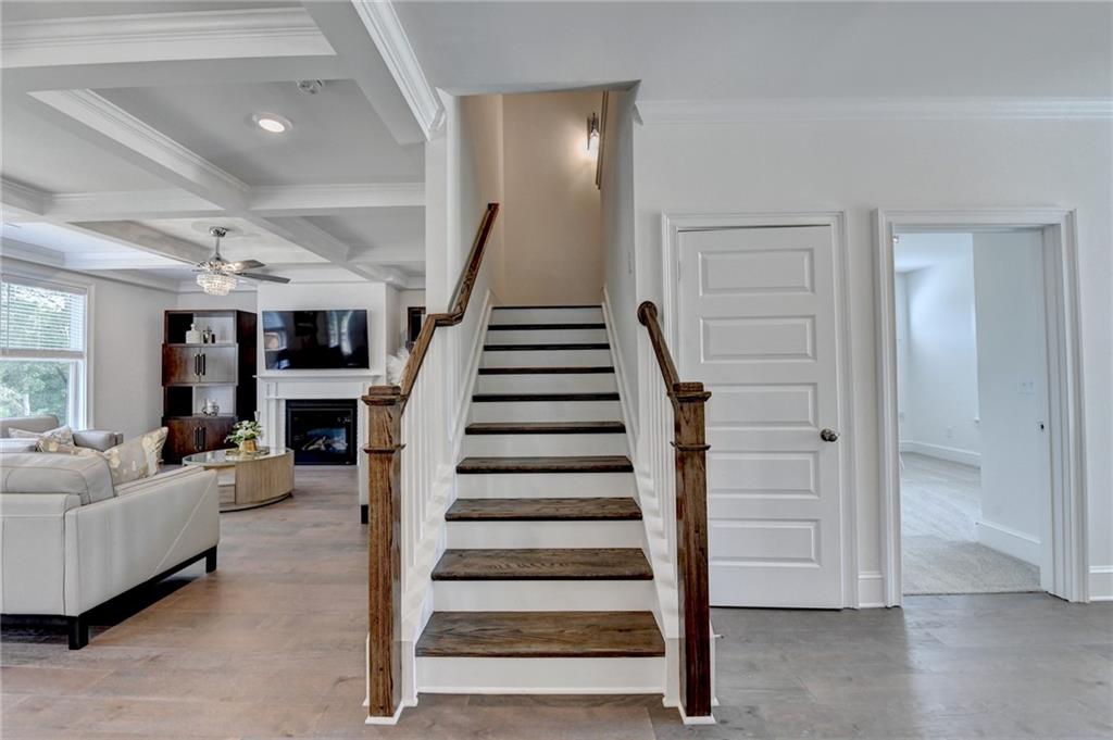 8305 Beryl Overlook Gainesville, GA 30506 - Photo 16 of 45