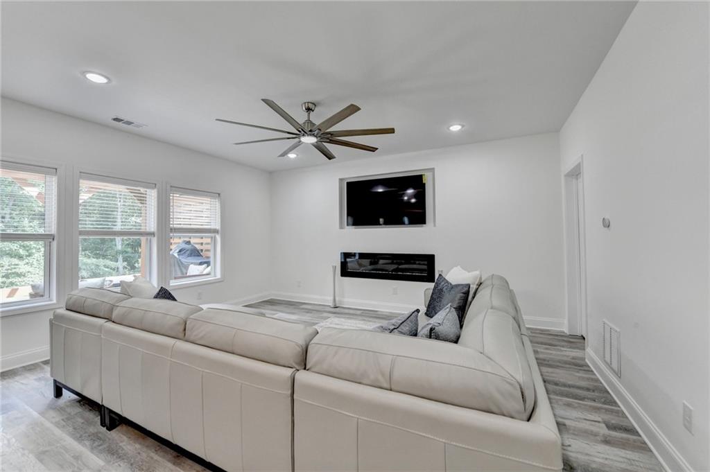 8305 Beryl Overlook Gainesville, GA 30506 - Photo 22 of 45