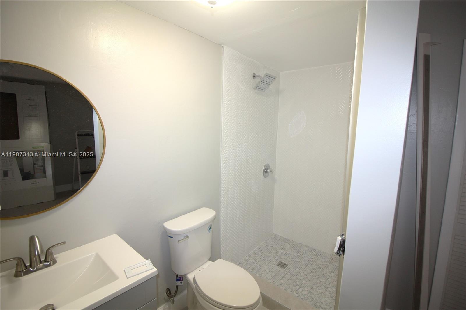 11031 Southwest 43rd Street Miami, FL 33165 - Photo 16 of 31 Master