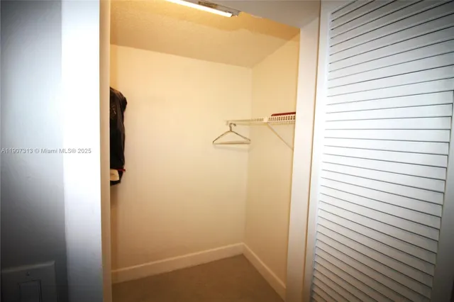 $3,950 | 11031 Southwest 43rd Street, Miami, FL 33165