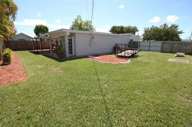 $3,950 | 11031 Southwest 43rd Street, Miami, FL 33165