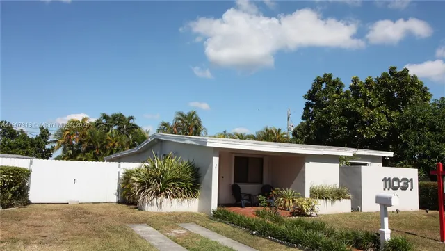 $3,950 | 11031 Southwest 43rd Street, Miami, FL 33165